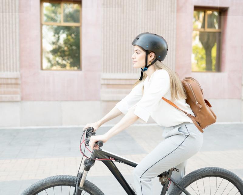 3 Ways to Work Out on the Way to Work